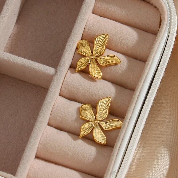 18K Gold Plated Flower‎ Stud Earrings Summer Jewelry - Picture 3 of 13